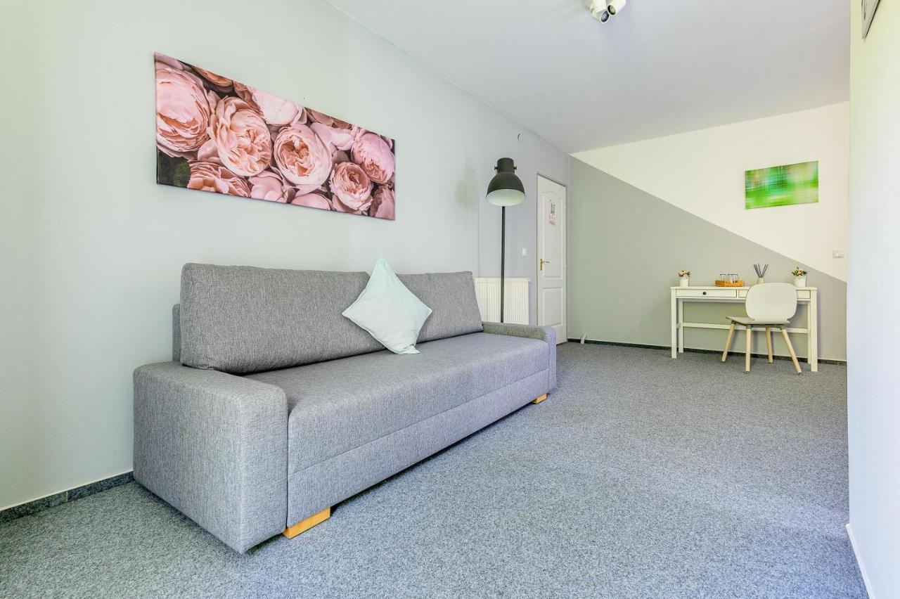 Herczeg Udvarhaz Hotel *